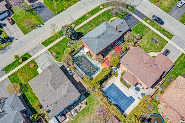 21-Steen-Drive-Mississauga-Web-Salisbury-57