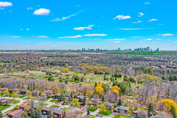 21-Steen-Drive-Mississauga-Web-Salisbury-62