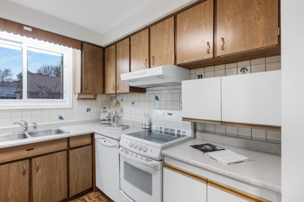 314-Morningside-Avenue-Toronto-Web-Salisbury-19