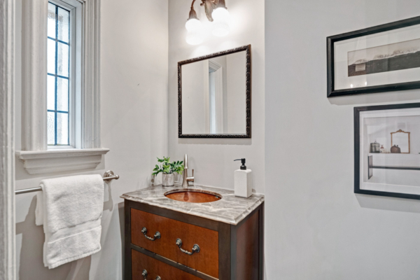 40-Ava-Road-Toronto-Web-Salisbury-23