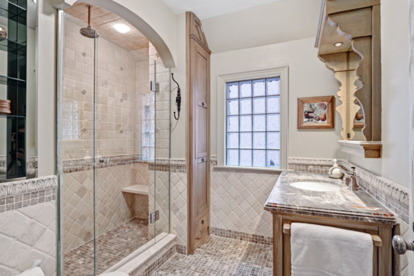 40-Ava-Road-Toronto-Web-Salisbury-35