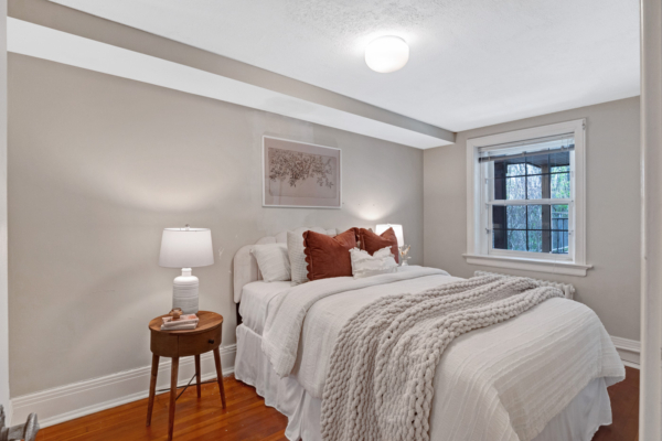 167-Lytton-Boulevard-Toronto-Web-Salisbury-61