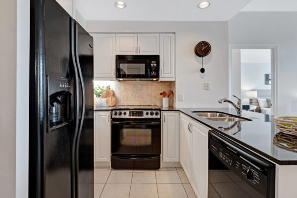 1101-Leslie-Street-Toronto-Web-Salisbury-10