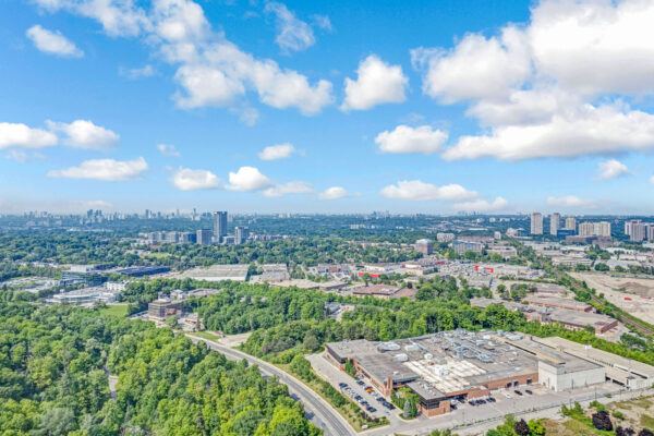 1101-Leslie-Street-Toronto-Web-Salisbury-51