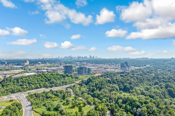 1101-Leslie-Street-Toronto-Web-Salisbury-52