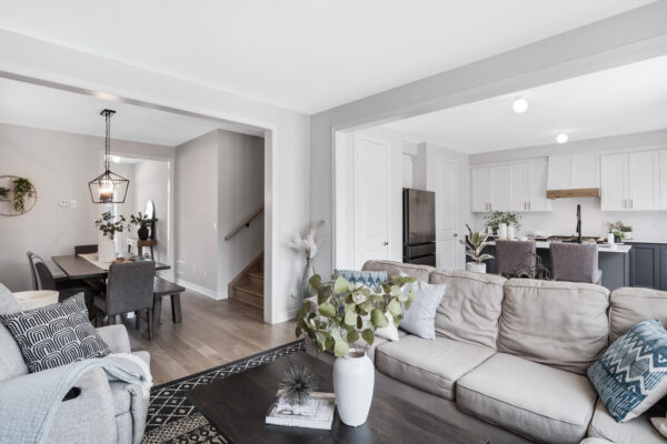 18-Ainslie-Hill-Crescent-Georgina-Web-Salisbury-17
