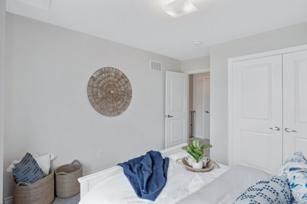 18-Ainslie-Hill-Crescent-Georgina-Web-Salisbury-39