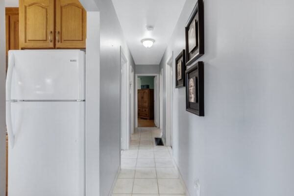22-Secroft-Crescent-Toronto-Web-Salisbury-22