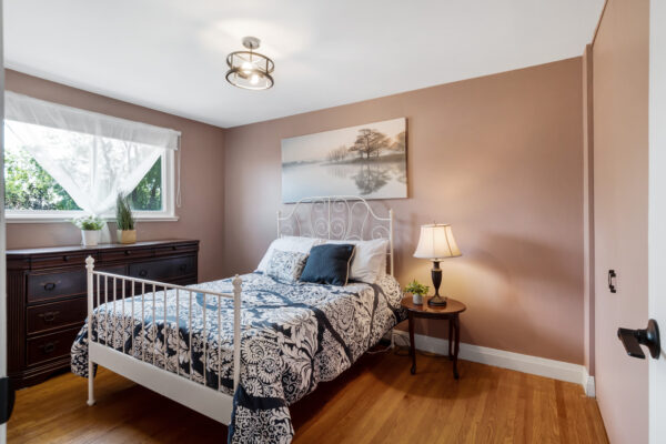 22-Secroft-Crescent-Toronto-Web-Salisbury-23