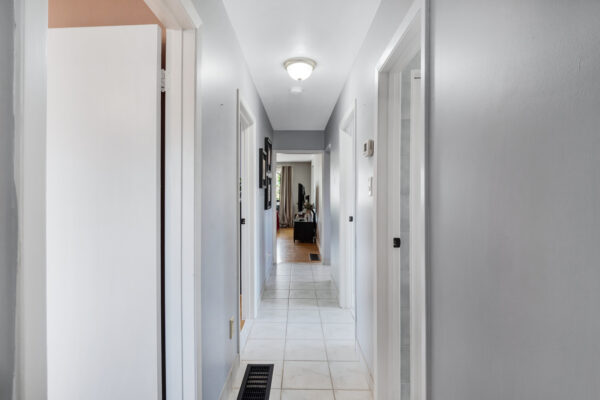 22-Secroft-Crescent-Toronto-Web-Salisbury-26
