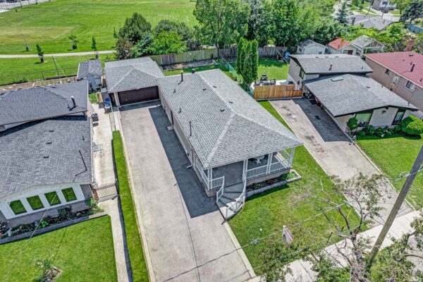 22-Secroft-Crescent-Toronto-Web-Salisbury-4