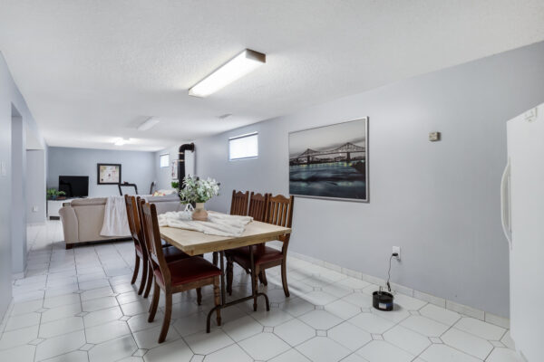 22-Secroft-Crescent-Toronto-Web-Salisbury-41