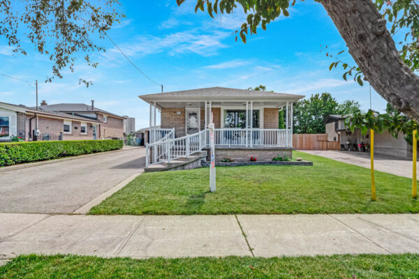 22-Secroft-Crescent-Toronto-Web-Salisbury-5