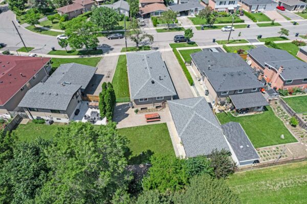 22-Secroft-Crescent-Toronto-Web-Salisbury-50