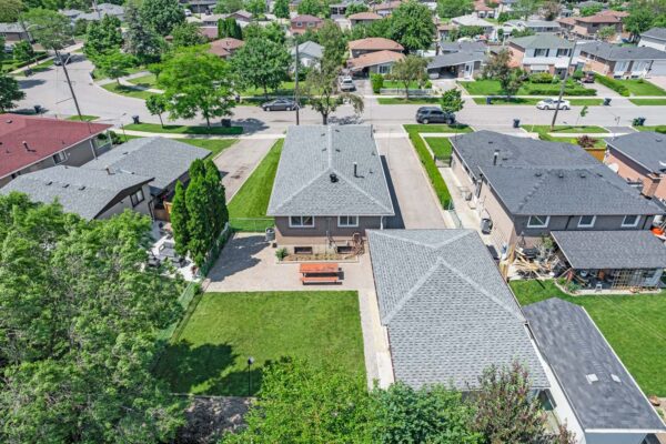 22-Secroft-Crescent-Toronto-Web-Salisbury-52