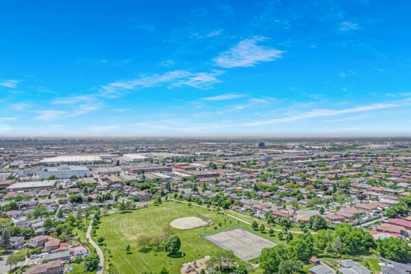 22-Secroft-Crescent-Toronto-Web-Salisbury-56
