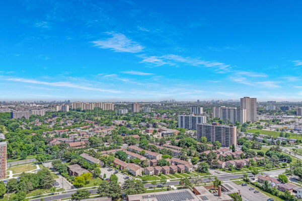 22-Secroft-Crescent-Toronto-Web-Salisbury-57