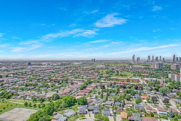 22-Secroft-Crescent-Toronto-Web-Salisbury-59