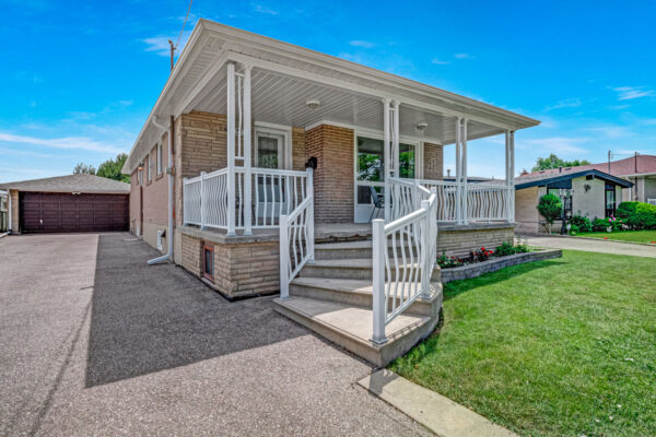 22-Secroft-Crescent-Toronto-Web-Salisbury-9