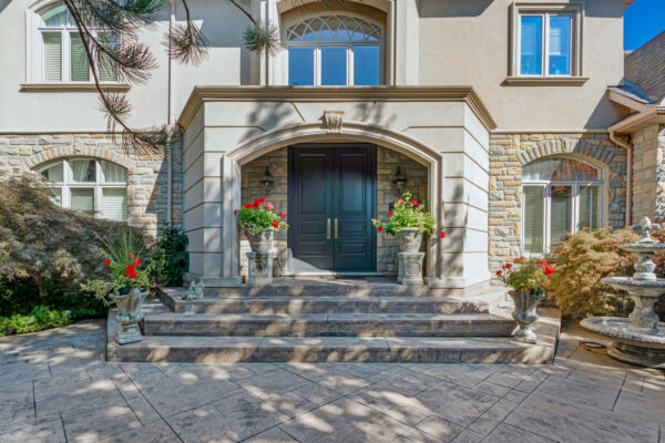 41-Old-Humber-Crescent-Vaughan-Web-Salisbury-13