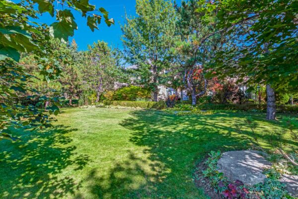 41-Old-Humber-Crescent-Vaughan-Web-Salisbury-17