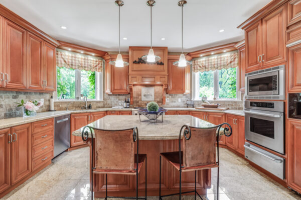 41-Old-Humber-Crescent-Vaughan-Web-Salisbury-30