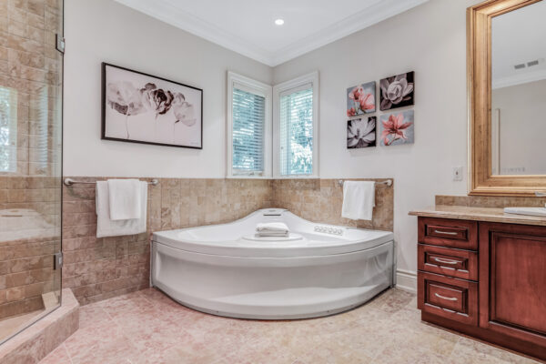 41-Old-Humber-Crescent-Vaughan-Web-Salisbury-56