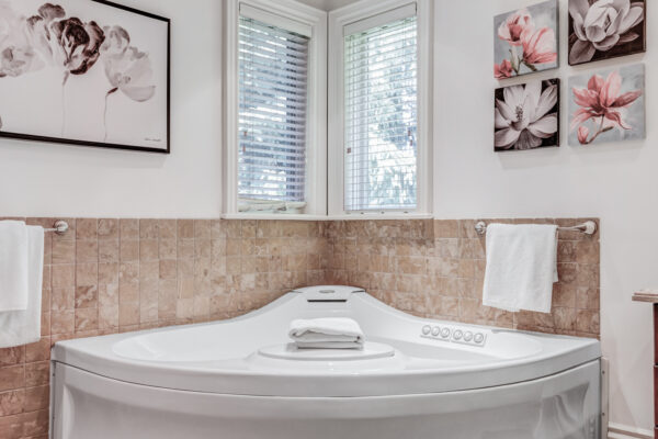 41-Old-Humber-Crescent-Vaughan-Web-Salisbury-57