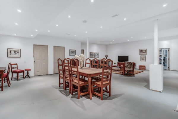 41-Old-Humber-Crescent-Vaughan-Web-Salisbury-78