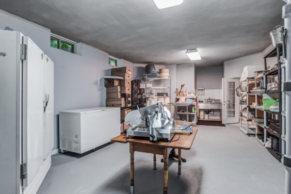 41-Old-Humber-Crescent-Vaughan-Web-Salisbury-80