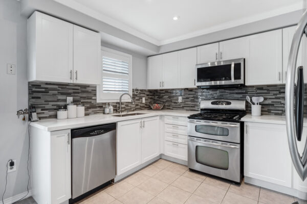 77-Ryder-Crescent-Ajax-Web-Salisbury-22