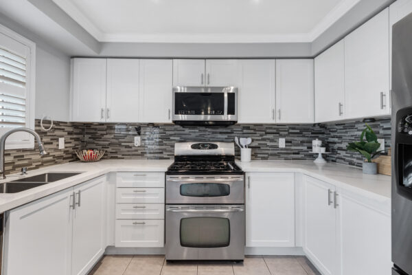 77-Ryder-Crescent-Ajax-Web-Salisbury-24