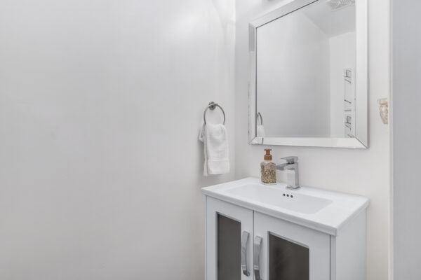 77-Ryder-Crescent-Ajax-Web-Salisbury-27