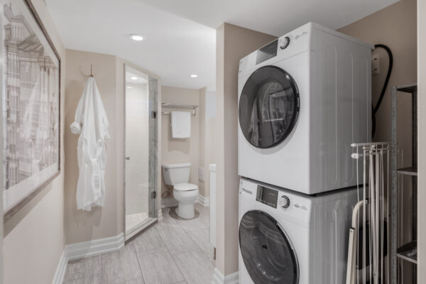 12-Rosewell-Avenue-Toronto-Web-Salisbury-46
