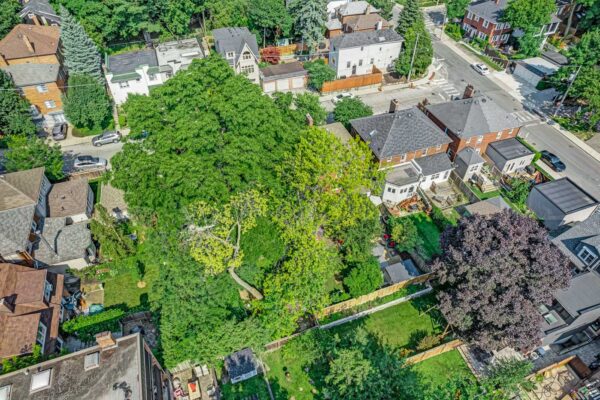 12-Rosewell-Avenue-Toronto-Web-Salisbury-51
