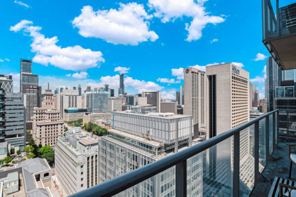 126-Simcoe-Street-#2507-Toronto-Web-Salisbury-28