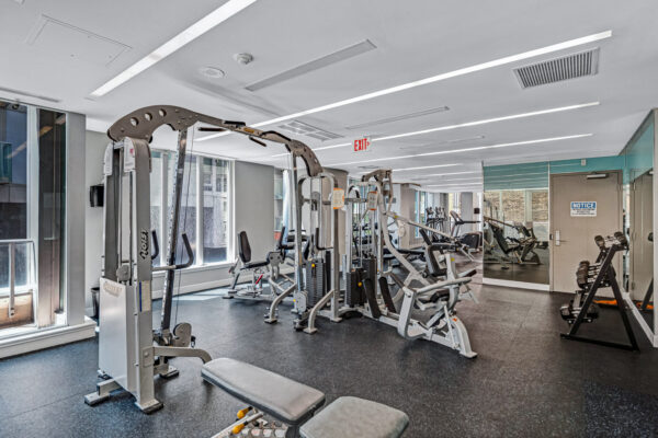126-Simcoe-Street-#2507-Toronto-Web-Salisbury-32