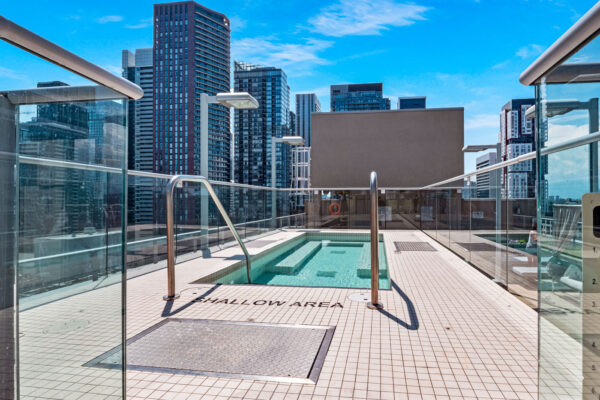 126-Simcoe-Street-#2507-Toronto-Web-Salisbury-36