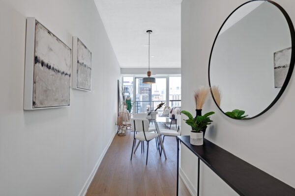 126-Simcoe-Street-#2507-Toronto-Web-Salisbury-7