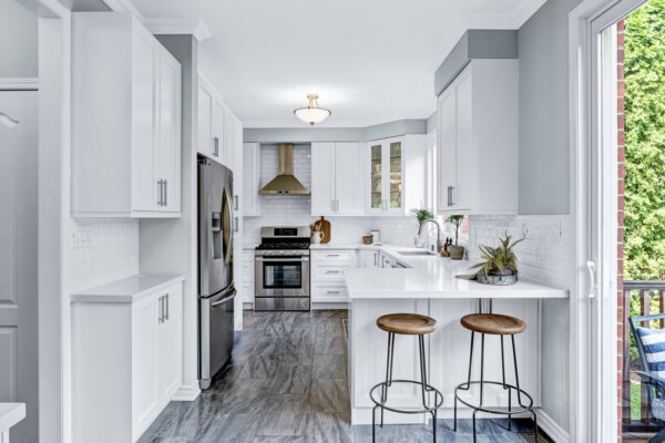 14-Little-Rouge-Circle-Stouffville-Main-Level-Web-Salisbury-10