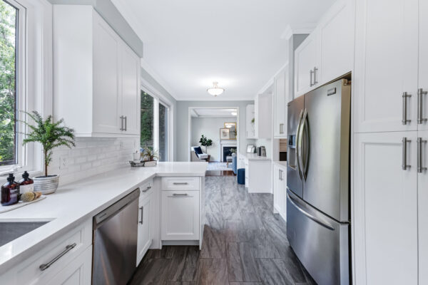14-Little-Rouge-Circle-Stouffville-Main-Level-Web-Salisbury-14