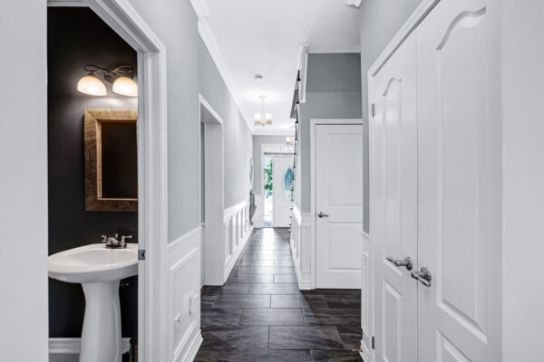 14-Little-Rouge-Circle-Stouffville-Main-Level-Web-Salisbury-19