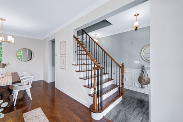 14-Little-Rouge-Circle-Stouffville-Main-Level-Web-Salisbury-23