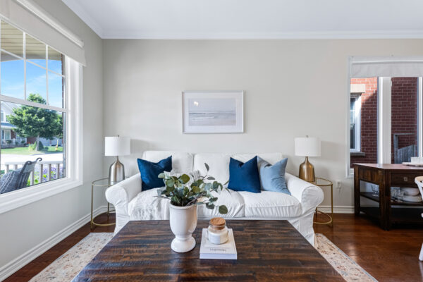 14-Little-Rouge-Circle-Stouffville-Main-Level-Web-Salisbury-4