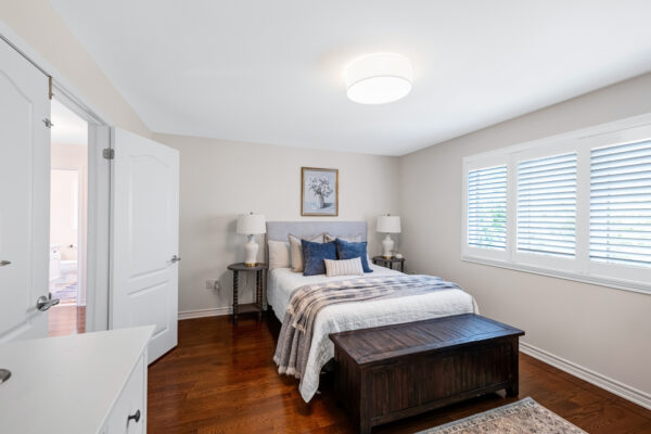 14-Little-Rouge-Circle-Stouffville-Web-Salisbury-35