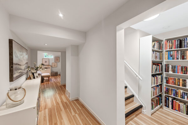 14-Little-Rouge-Circle-Stouffville-Web-Salisbury-52