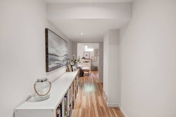 14-Little-Rouge-Circle-Stouffville-Web-Salisbury-53