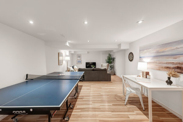 14-Little-Rouge-Circle-Stouffville-Web-Salisbury-57