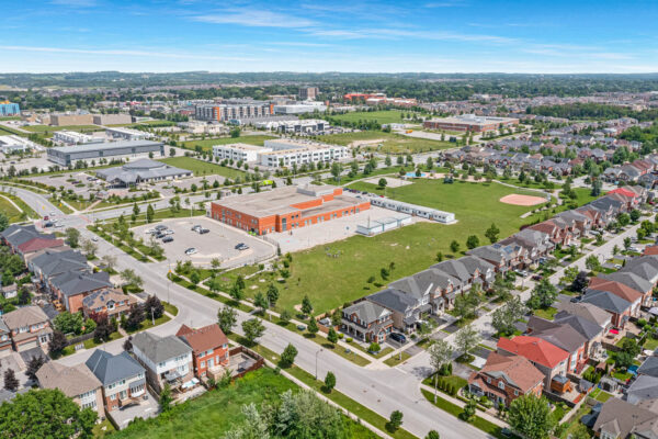 14-Little-Rouge-Circle-Stouffville-Web-Salisbury-75