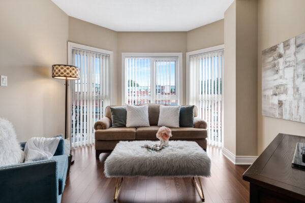 160-Woodbridge-Avenue-#307-Vaughan-Web-Salisbury-13
